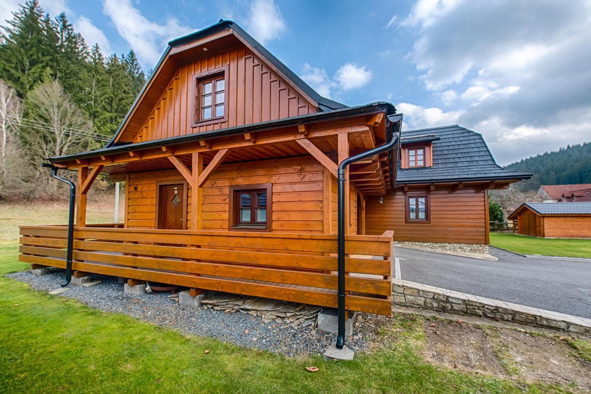 Valassky Dvur Velké Karlovice エクステリア 写真